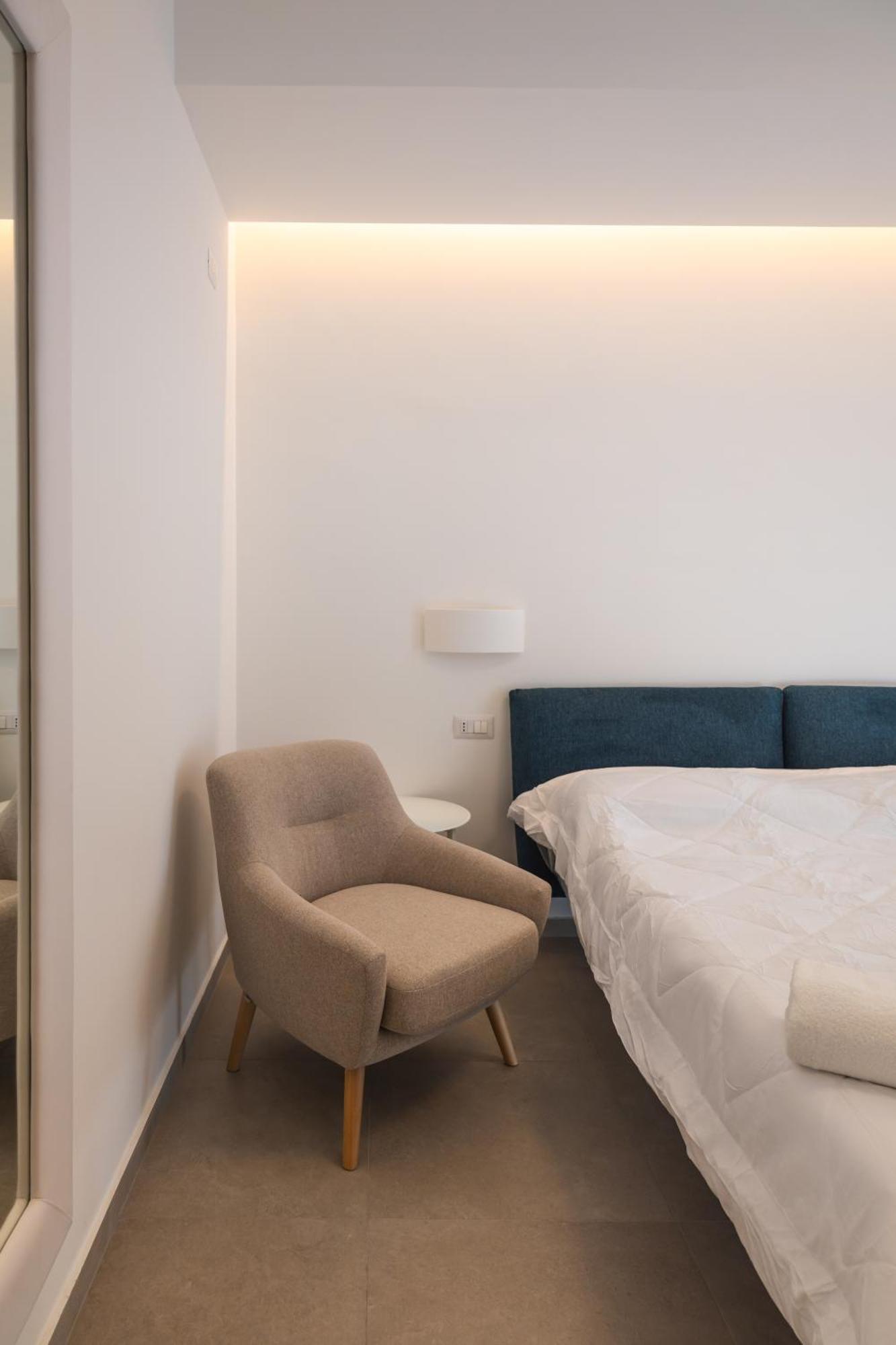 Atena Room يتوجاني المظهر الخارجي الصورة