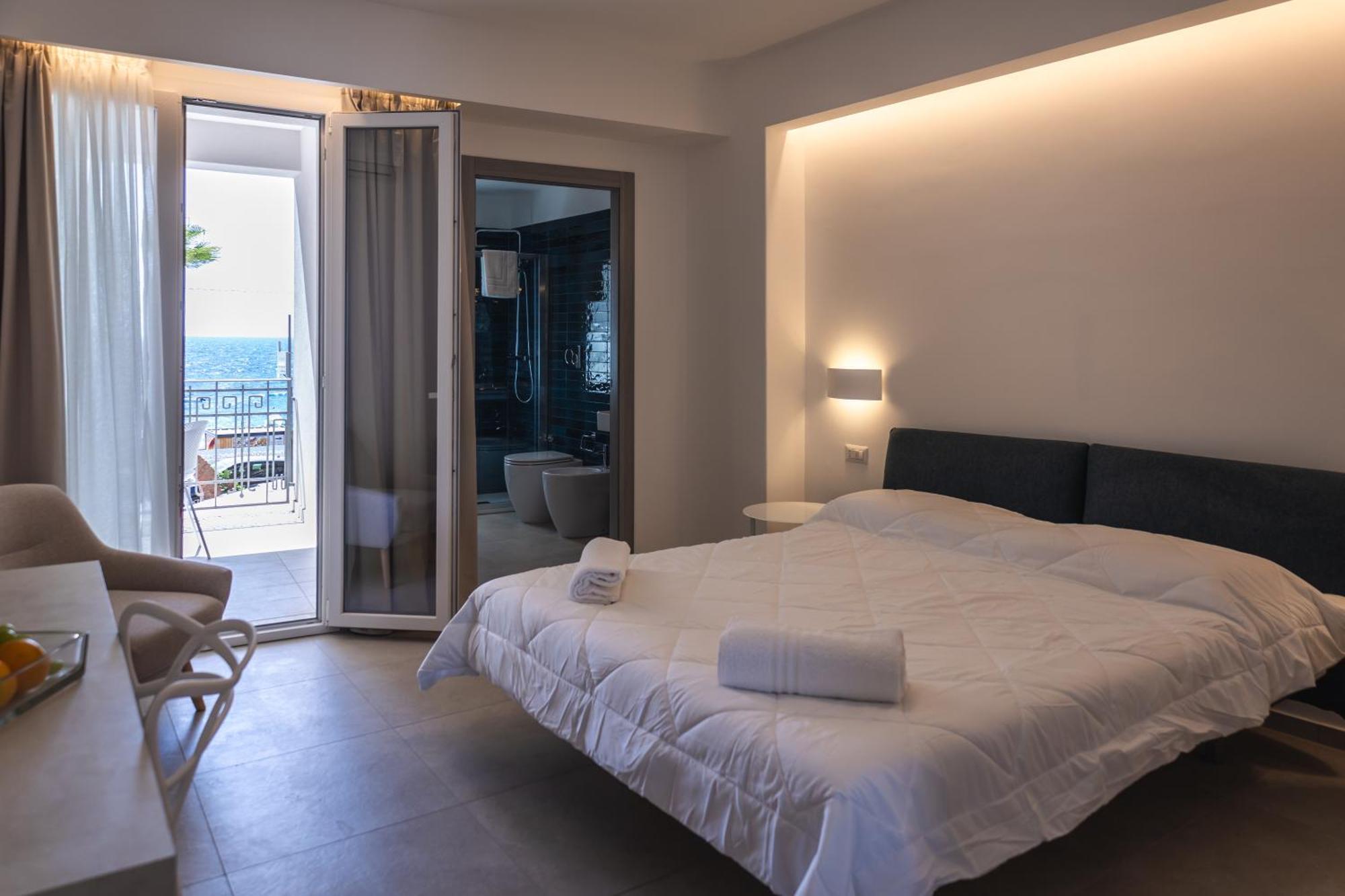 Atena Room يتوجاني المظهر الخارجي الصورة