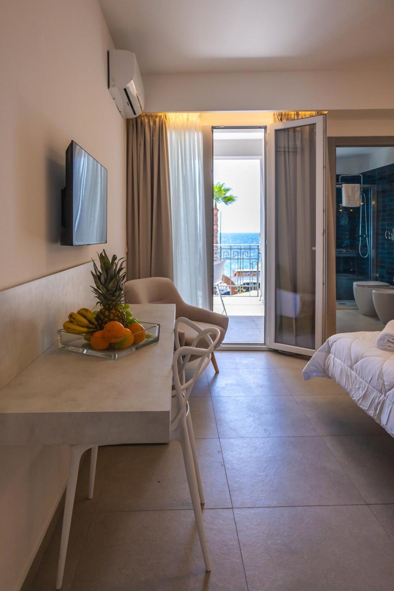Atena Room يتوجاني المظهر الخارجي الصورة