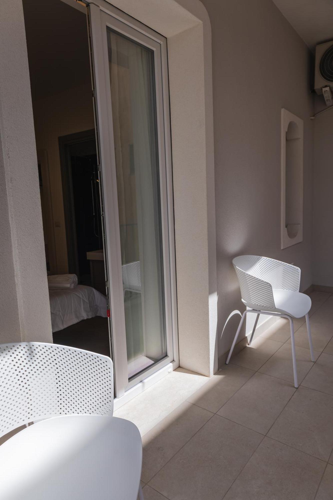 Atena Room يتوجاني المظهر الخارجي الصورة