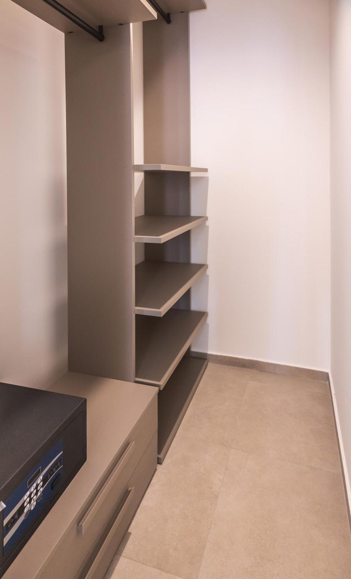 Atena Room يتوجاني المظهر الخارجي الصورة