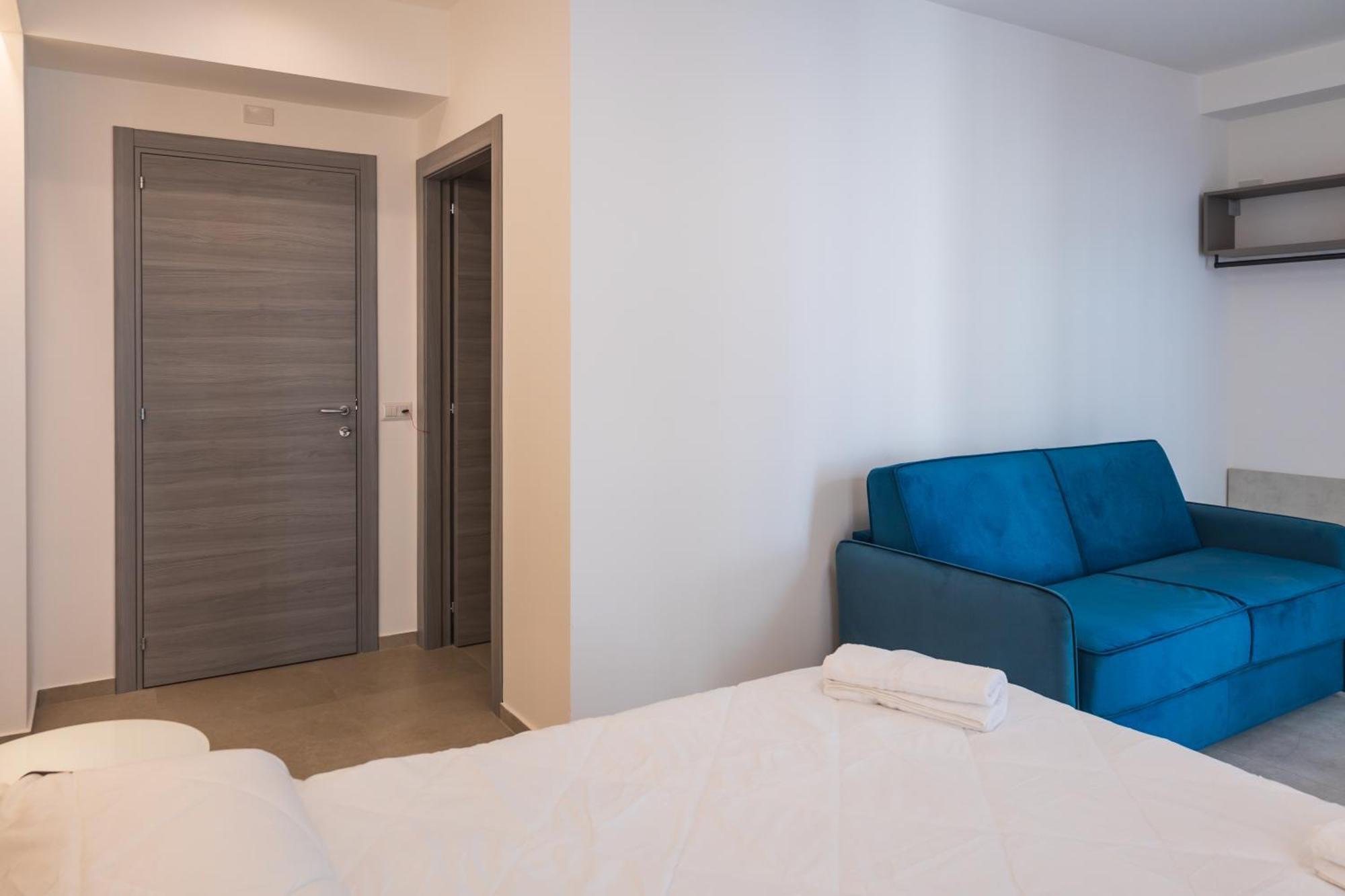 Atena Room يتوجاني المظهر الخارجي الصورة